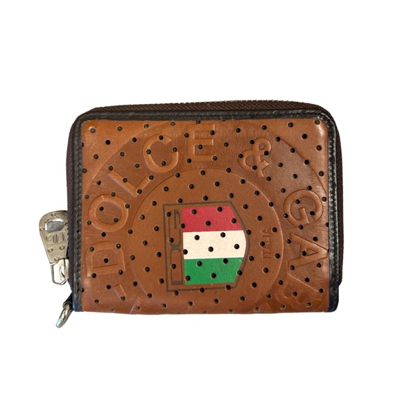 Dolce & Gabbana Accessories - ❌SOLD❌D&G Chain Wallet